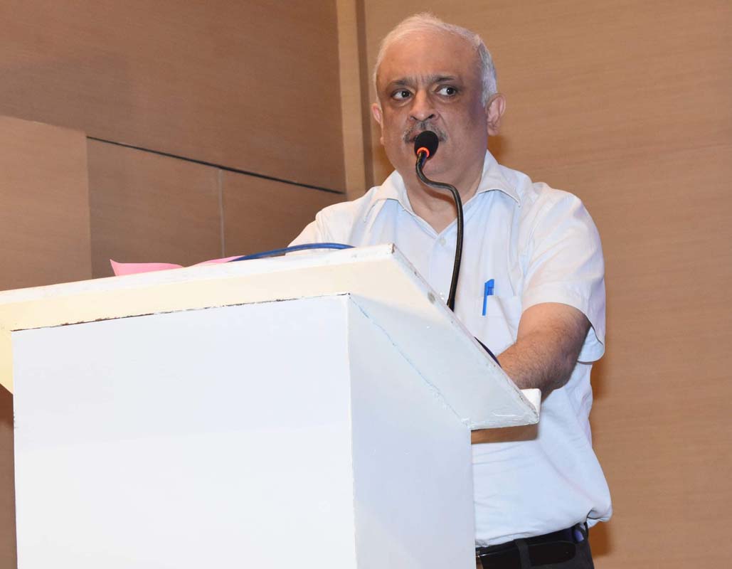 Uttar Pradesh Agricultural Education, Research &amp; Extension Version/  उत्तर प्रदेश कृषि शिक्षा, अनुसंधान एवं विस्तार संस्करण